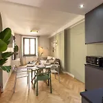 Gold & Platinum Garibaldi Executive * Milano
